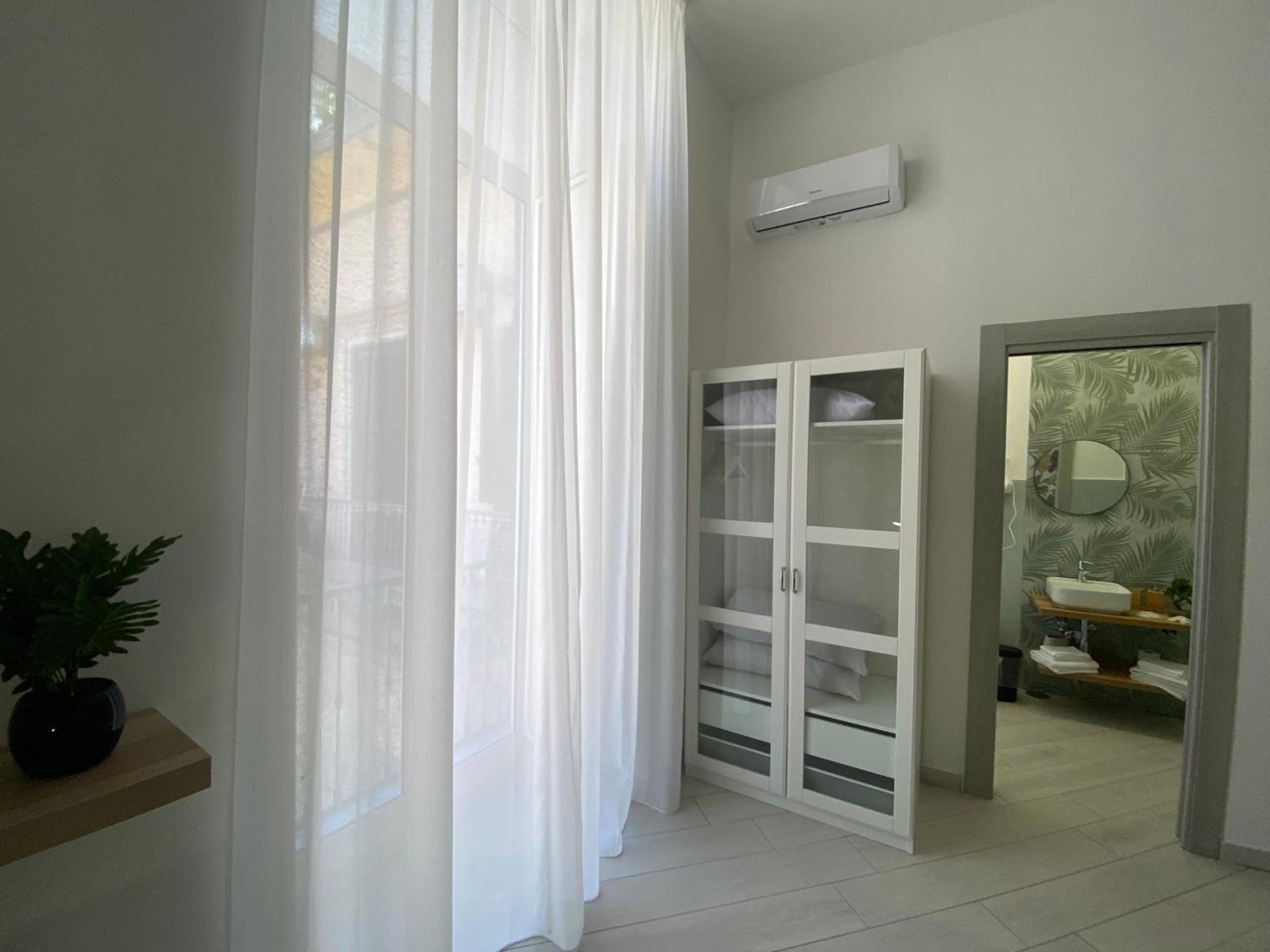 Ludben Dante Hotel Napoli Ngoại thất bức ảnh